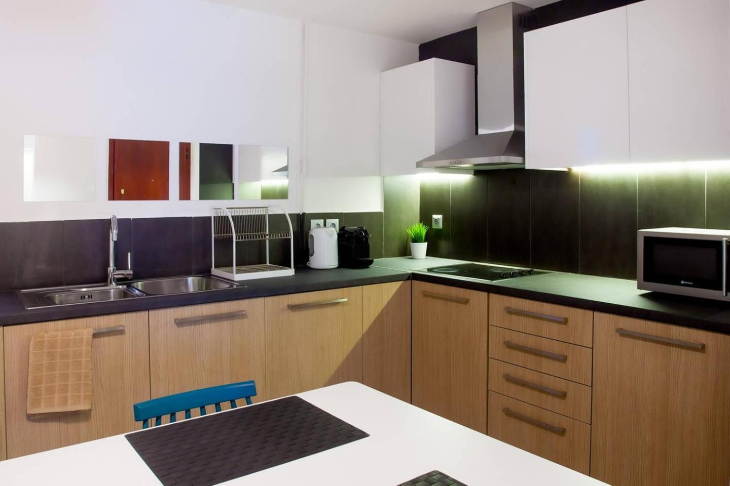 Toni'S New 2Bdroom Apartment Near Stadium Ateny Zewnętrze zdjęcie