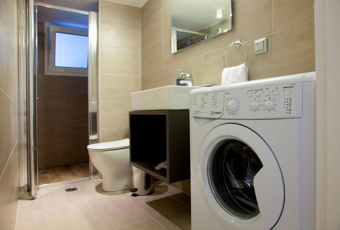 Toni'S New 2Bdroom Apartment Near Stadium Ateny Zewnętrze zdjęcie